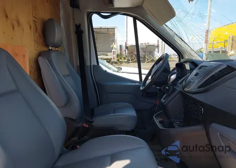 2015 Ford Transit-250 z USA, uszkodzony, nr VIN 1FTNR2CM8FKB24259